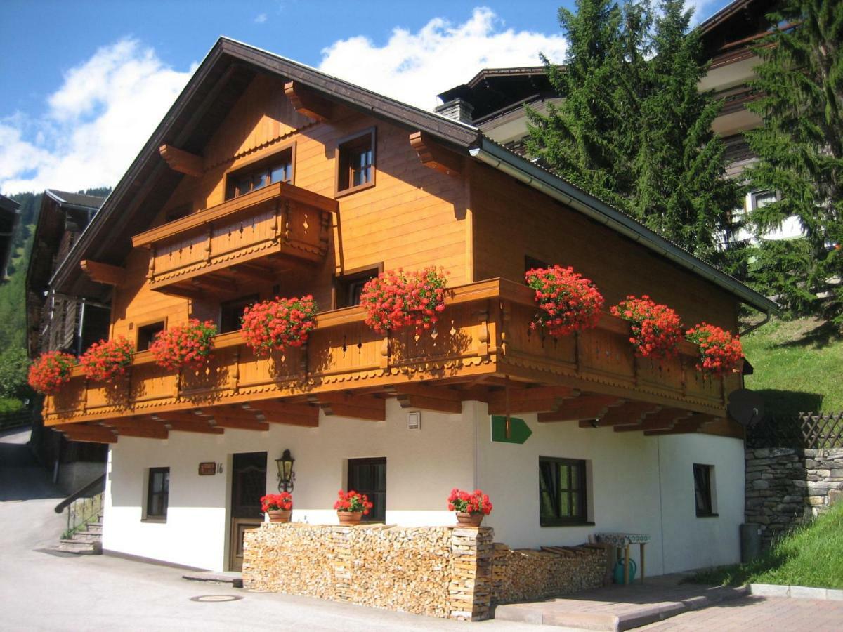 Ferienhaus Ebnerle ハイリゲンブルート エクステリア 写真